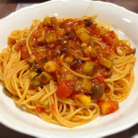 マ・マーでトマトナスのミートソーススパゲティ