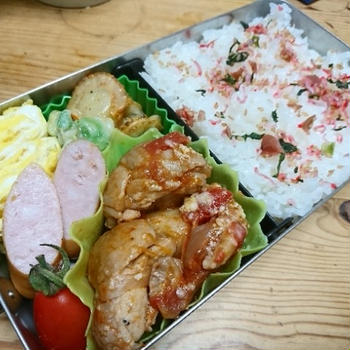 チキンのトマト煮弁当