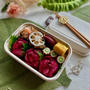 雨が降っていたので！華やかに薔薇おにぎり弁当