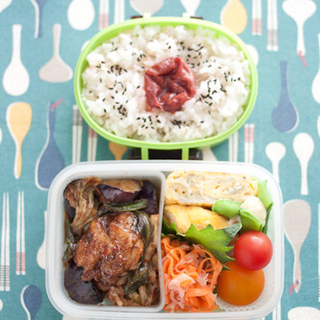 お弁当（真夜中制作）『茄子と鶏肉の梅トマジャム味噌』