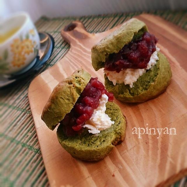 生クリームとサワークリームて抹茶スコーン♡あんバタサンド♡