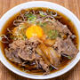 妻が好きな自家製甘辛肉で「肉そば」&「優しい市場で買った煮豚の煮汁で味付けたまご」
