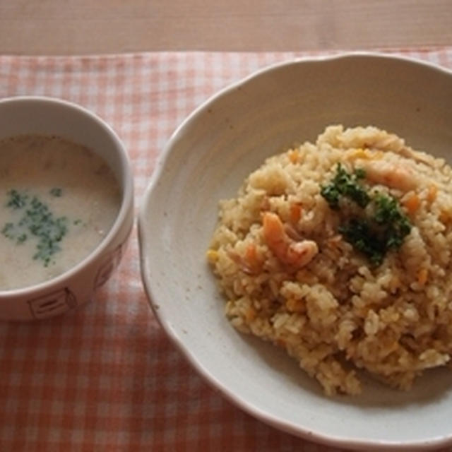 カレーピラフとレンコン入りクリームスープ