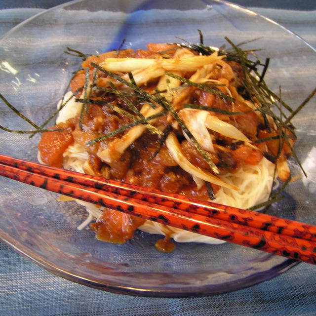 なすとトマトの冷製味噌素麺