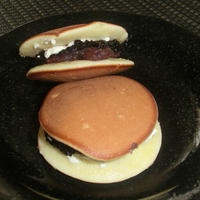 プルーンとクリームチーズのどら焼き