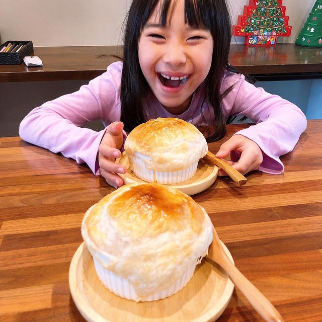 ランチはシチューポットパイです！！