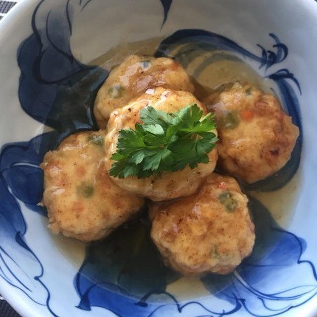 麩がつなぐ鶏団子のあんかけ