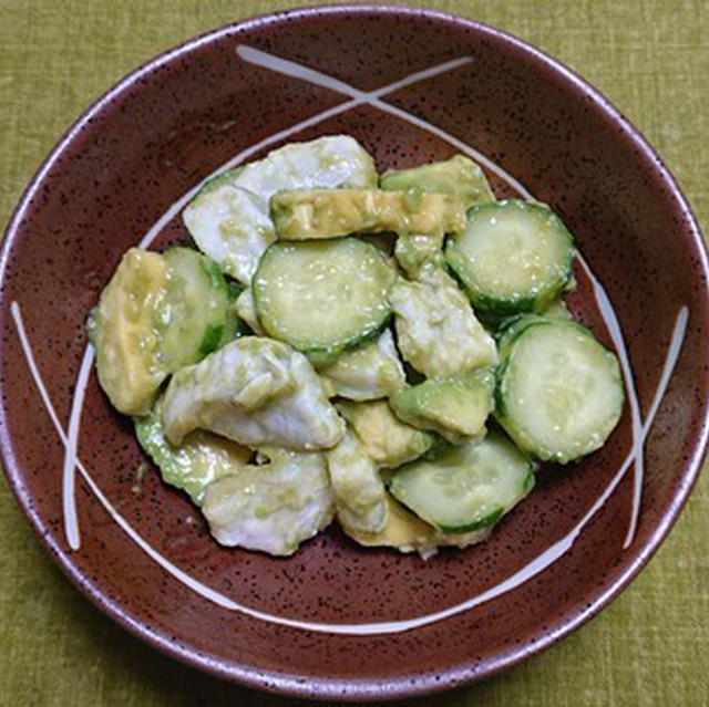 タイとアボカドのわさびめんつゆ和え