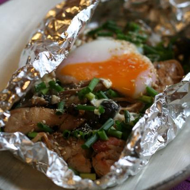 ねぎだく♪「鶏ささ身とキノコのホイル焼き温玉のせ」