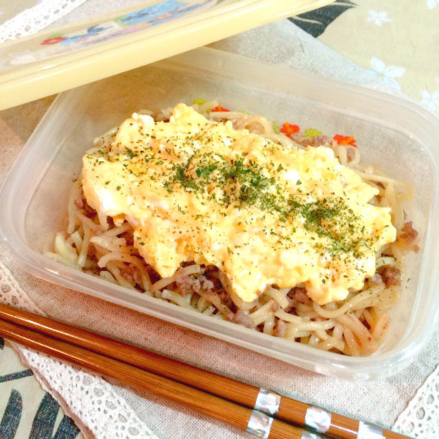 【マヨたま＆肉そぼろで☆マヨたらこ焼きそば】