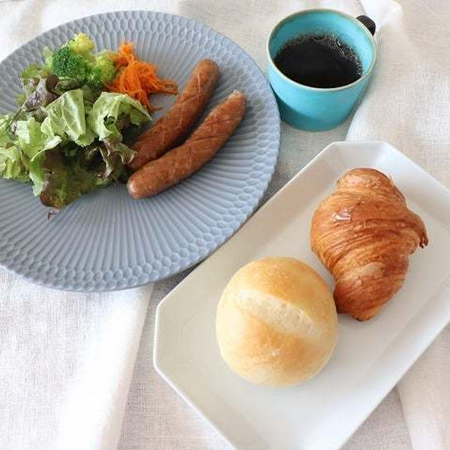 自宅で楽しむカフェ風モーニング♪波佐見陶器市の器
