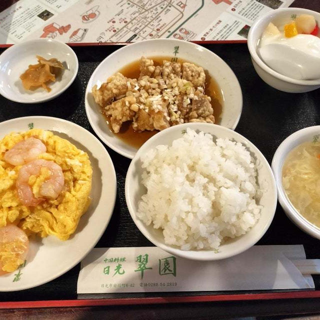 奥日光で紅葉みてからいつもの翠園で中華ランチを満喫！！晩は鍋で。