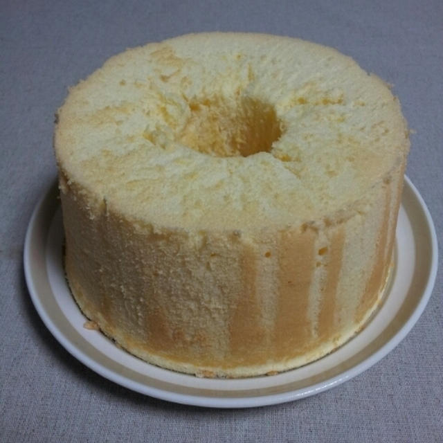 おやつ ふわふわのシフォンケーキ