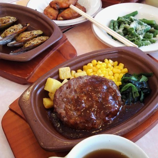 ■ウォーキング続【サイゼリアで昼食色々➡カレーパンで有名なPine Pati相模原店へ】