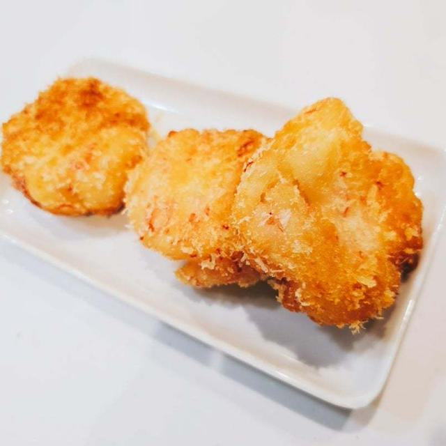 【レシピ】節約食材で激ウマハマること間違いなし♡はんぺんのカニカマフライ