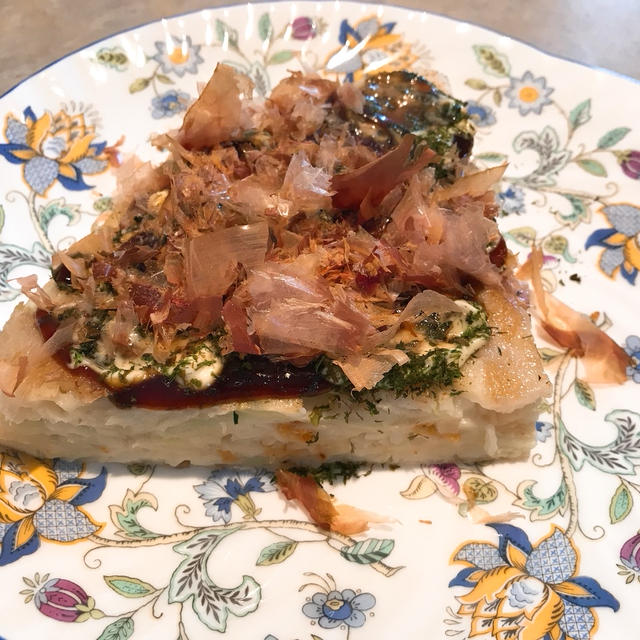 今日の料理は・・・・・お好み焼き