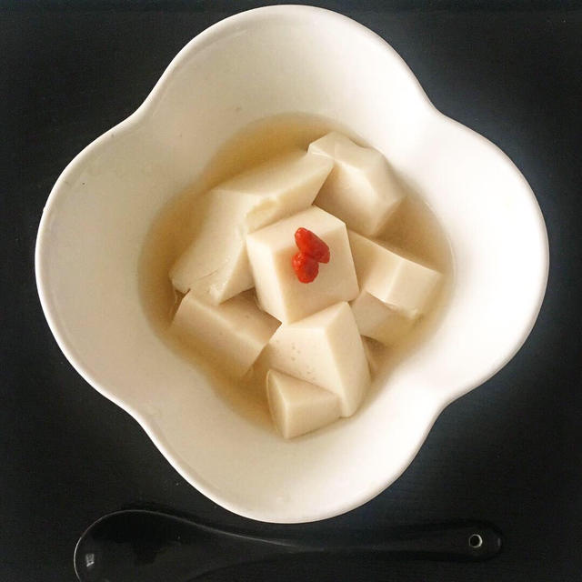 久しぶりの杏仁豆腐と…
