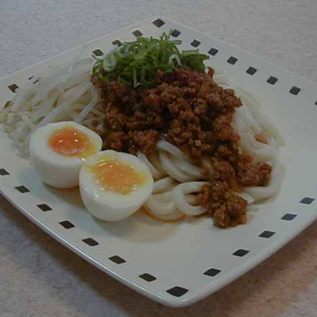 冷やし肉味噌うどん