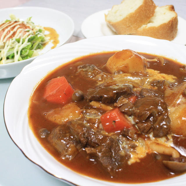 ★牛スネ肉のワイン煮込みetc★