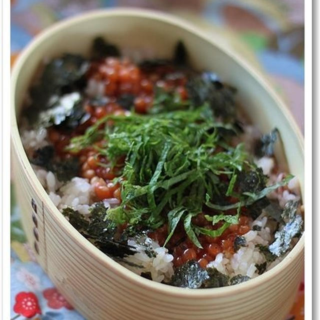 イクラ丼弁当