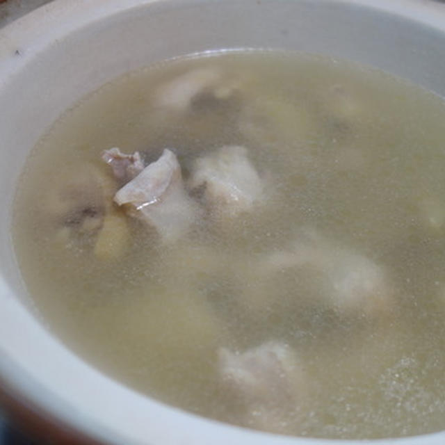 皆で鍋を囲んで＆赤飯と、、♪( ﾟv^ ) ｵｲﾁｲ