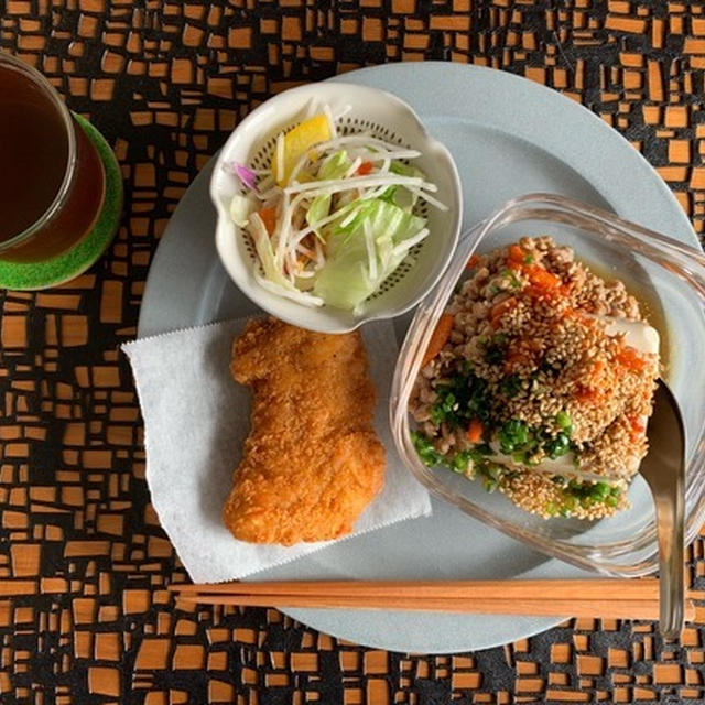 ファミマ食材のお昼ごはんと、納豆好きなひめちゃん
