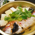 縄文時代から受け継がれる味。小鯛の湯豆腐