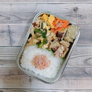 1/27～1/31のお弁当（豚ニラ玉、小松菜とひき肉の炒飯、サーモンメンチカツ海苔弁、豚丼、タンドリーチキン）