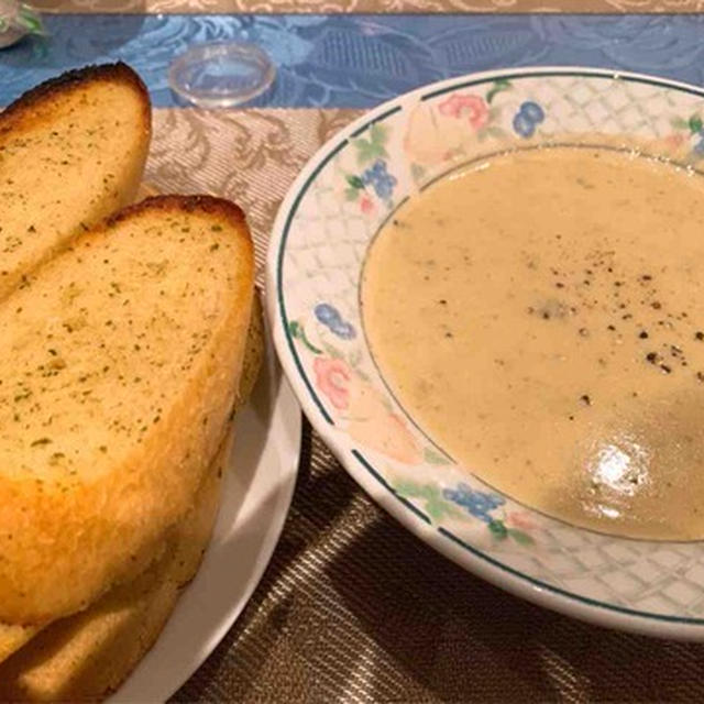 イギリス 美味しいイギリス飯・ブロッコリー&スティルトンスープの話