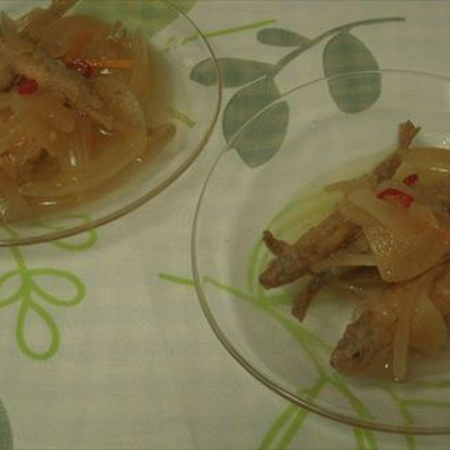 わかさぎの南蛮漬け、いわしの梅煮・オイシックス食材で簡単夕飯