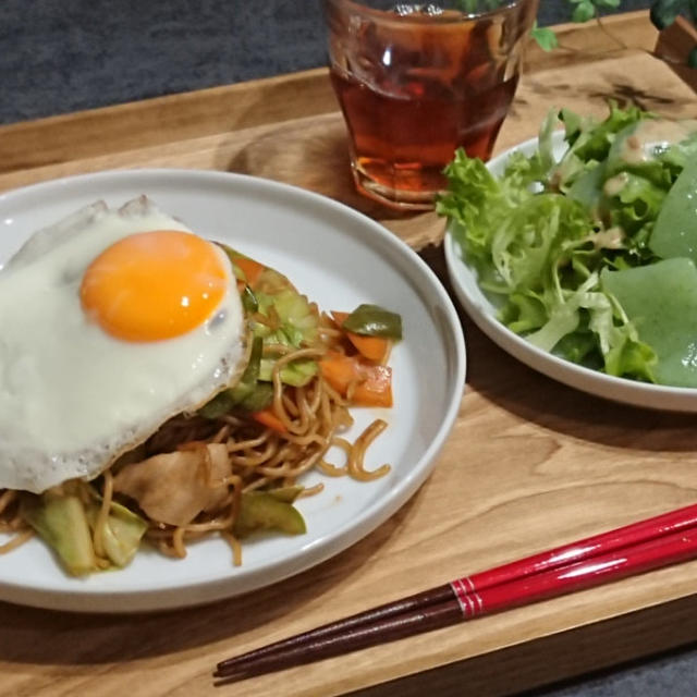 人気焼きそばランキングと焼きそばの献立