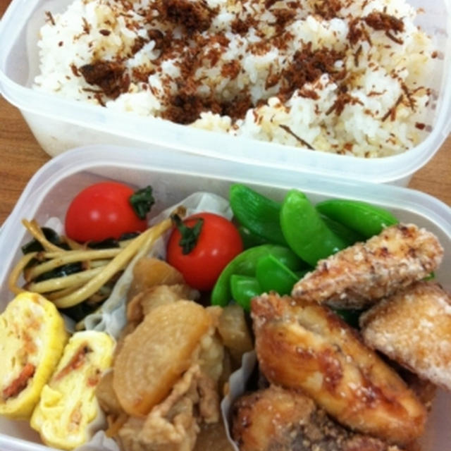 お弁当　　かじきの唐揚げ