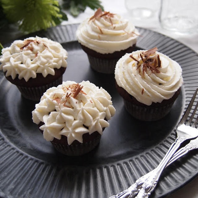 ホワイトチョコレートモカカップケーキ By イクノさん レシピブログ 料理ブログのレシピ満載
