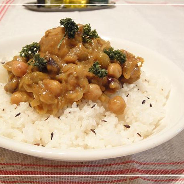 鶏肉とお豆さんのカレー☆