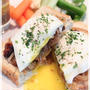 角食で、とろ～り玉葱＆目玉のせパンランチ♪