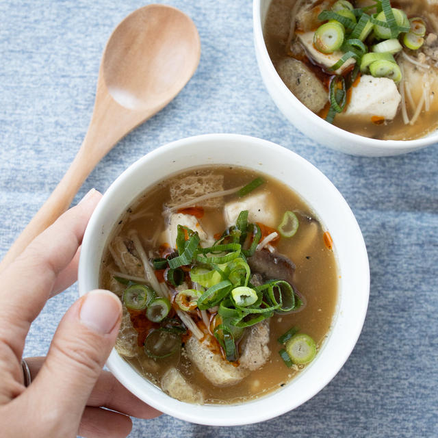 【レシピ】豆腐とひき肉の黒ごま味噌スープ