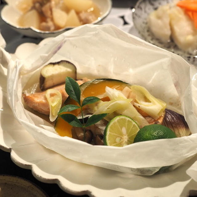 秋鮭の紙包み蒸しと栗ごはんの夜ごはん