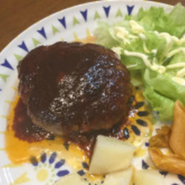 肉汁の出ないハンバーグ！？それって美味しいの？作ってみると肉感たっぷり食べ応えありで美味しい～ヾ