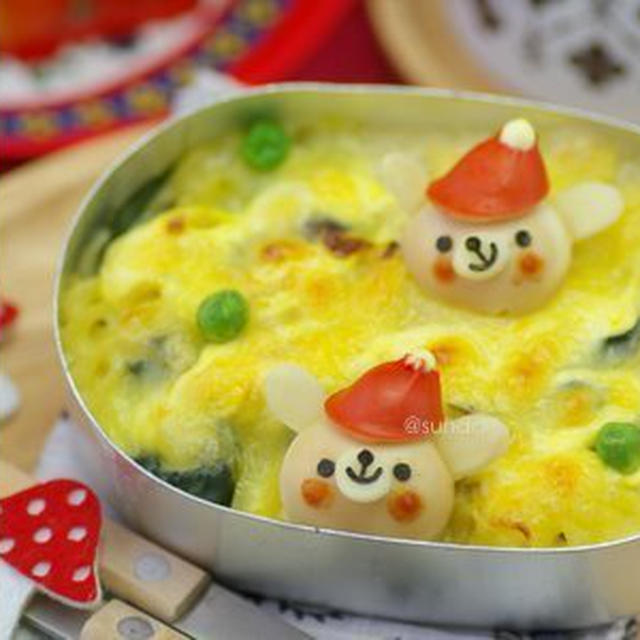 赤いお帽子のくまちゃんキャラ弁