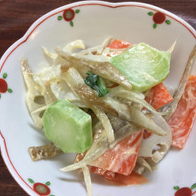 根菜類のサラダ