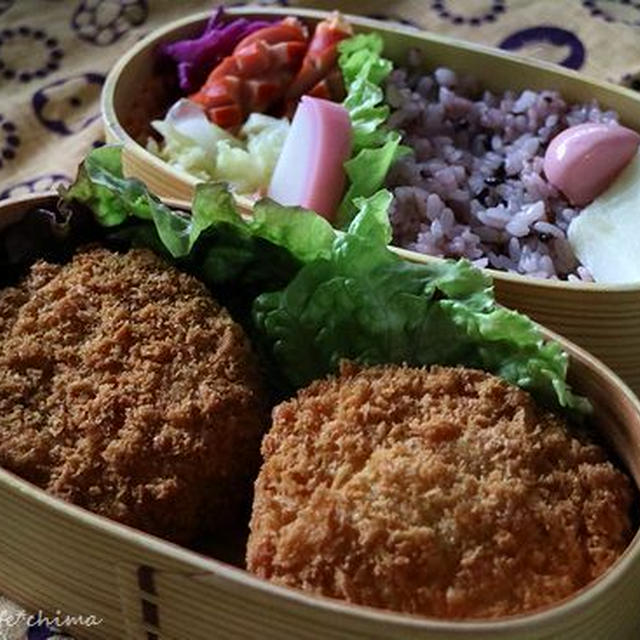 北海道どさんこプラザから調達！コロッケ弁当