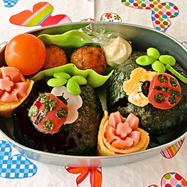 テントウムシ弁当