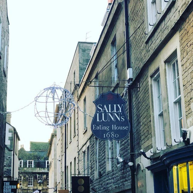 持ち帰りで再現！「Sally Lunn・サリーラン のシナモンバター味」