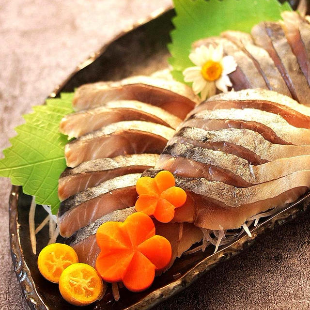 * うなる美味しさ『鯵本舗 極 絢～あや～』♪