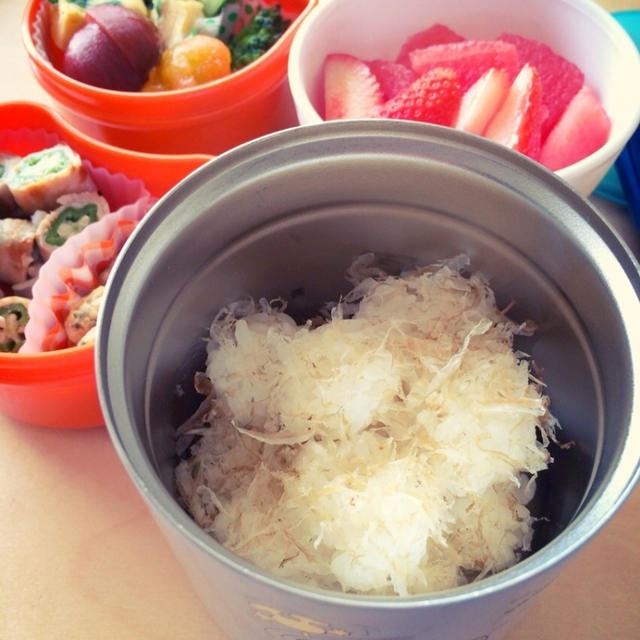 息子弁当・好きなものいっぱい