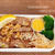 蓋を開けたら、ちょっとテンション上がる、がっつり丼弁当