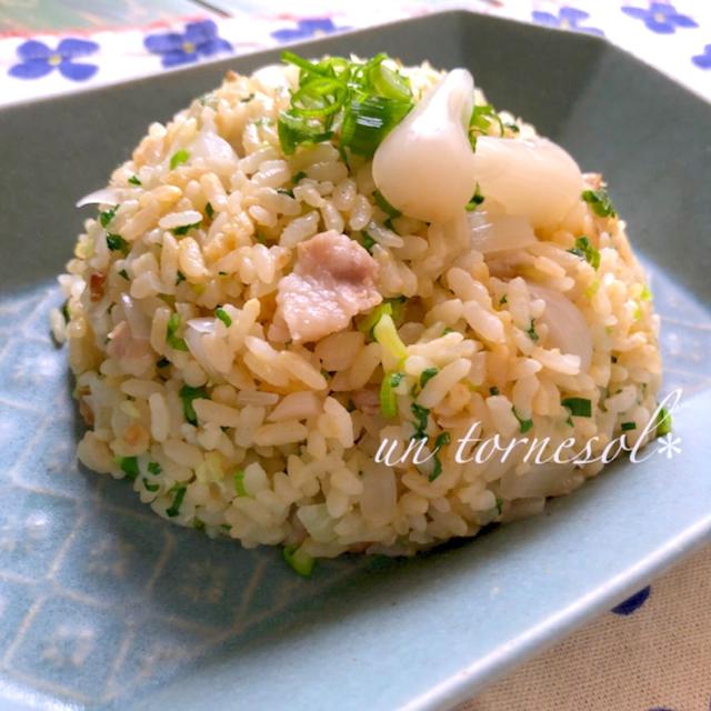 もりもり食べてストレスOFF‼︎休日などにオススメ☆らっきょうチャーハン♡レシピ