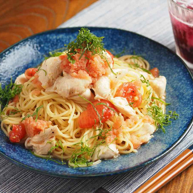 男の簡単マッスル飯、蒸し暑い時でも食欲がでる「辛子明太子とささみの冷製トマトパスタ」
