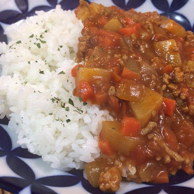 意外と美味しかった♪ 減塩トマトカレー