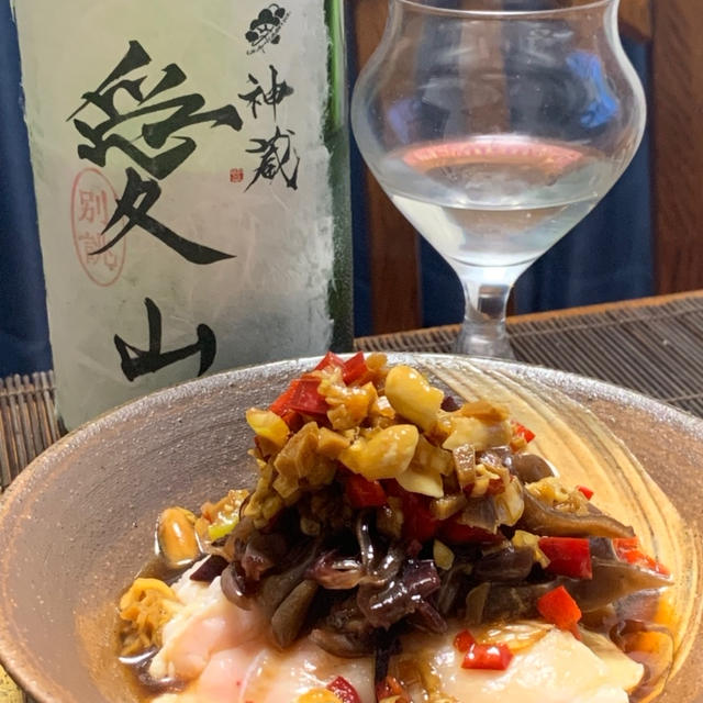 絶品よだれ鶏、おくらの浅漬け、モロヘイヤW大豆のすりながし、さざえ山椒煮、鰯梅煮、鶏葱粥